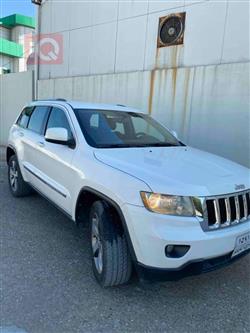 جیپ گراند شیرۆکی